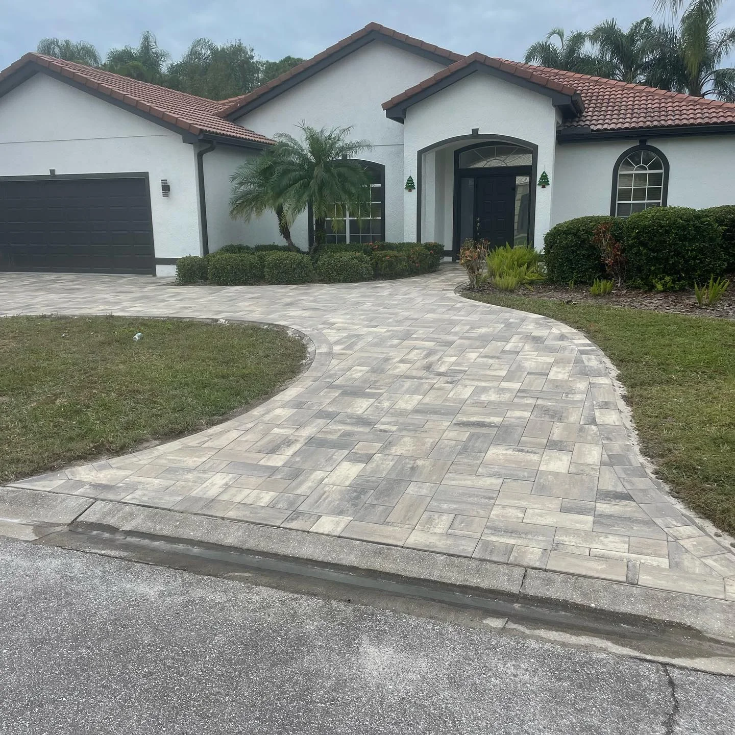 Completed residential paver driveway